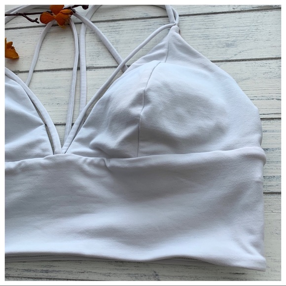 Lululemon Strappy Sports Bra - Picture 2 of 9